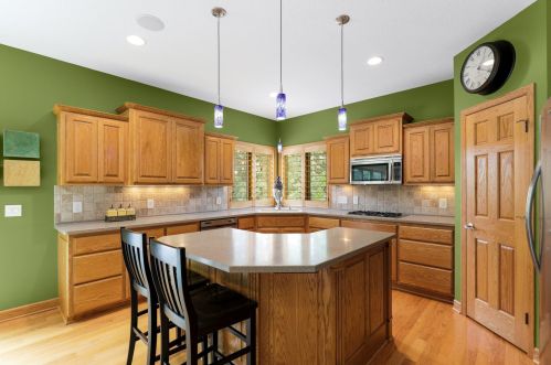 2232 Estates Dr, Saint Paul MN  55122-4038 exterior