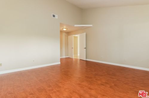 12 Whitney, Irvine CA  92620-3386 exterior