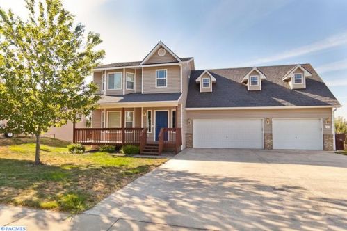 1015 Eden Dr, Pullman, WA 99163-3785
