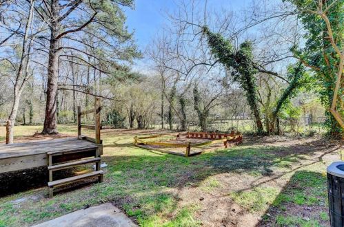 3936 Woodland Cir, Conyers GA  30013-3057 exterior