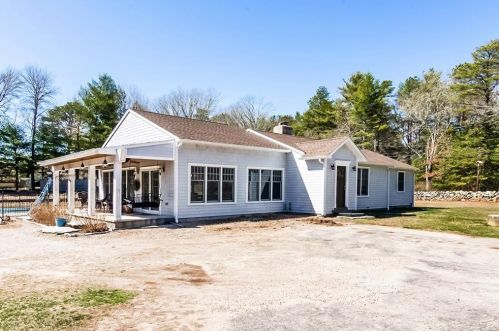 210 Old Mill Rd, Charlestown, RI 02813-3320