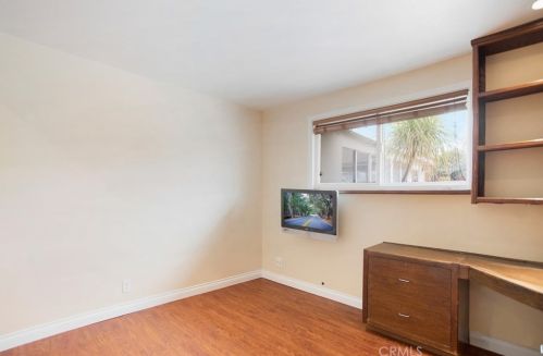 1551 Beacon Ave, Anaheim CA  92802-1313 exterior