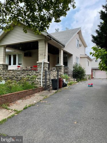 1339 Longshore Ave, Philadelphia, PA 19111-4509