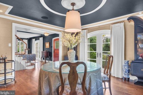 145 Winding Way, Tavistock NJ 08033-3642 exterior