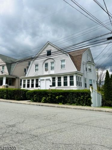 53 Spring St, Dover NJ  07801-4430 exterior