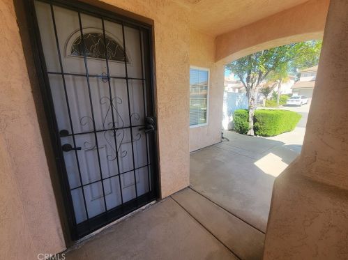 33498 Camino Hernandez, Temecula, CA 92592-1178