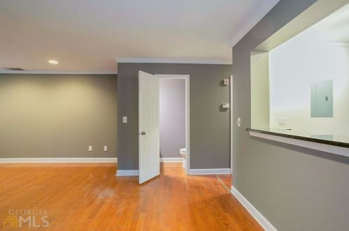 1901 Defoors Xing, Atlanta GA  30318-2337 exterior