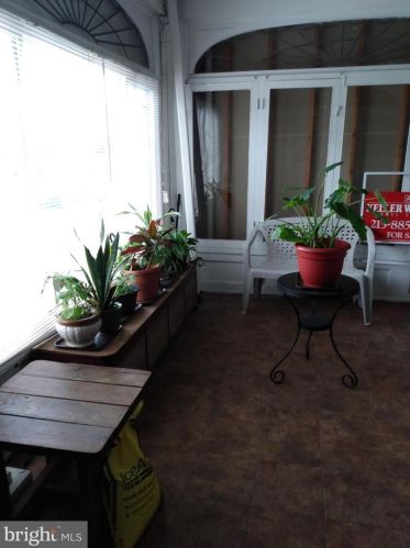 5728 Marshall St, Philadelphia PA  19120-2216 exterior