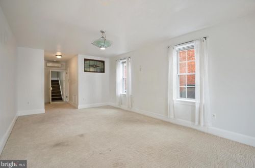 758 10th St, Philadelphia PA 19123-1966 exterior