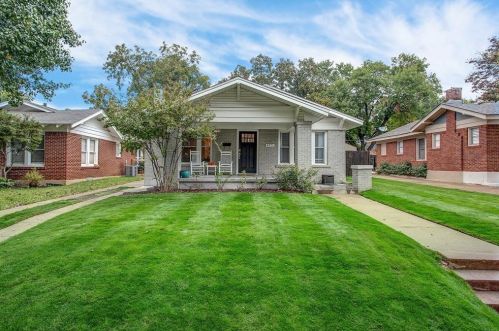 4826 Pershing Ave, Fort Worth TX  76107-4930 exterior