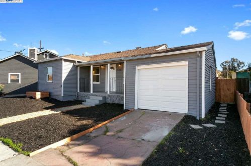 1570 Plz Dr, San Leandro CA 94578-1968 exterior