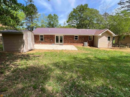 5497 Stonehaven Way, Stone Mountain, GA 30087-5721