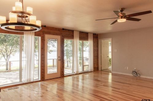 22788 Diamond Bay Dr, Fincastle, TX 75763-4020