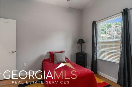 72 Hardwick St, Atlanta GA  30315-5132 exterior