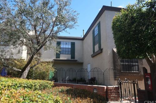 2638 Monte Carlo Dr, Santa Ana, CA 92706-2161