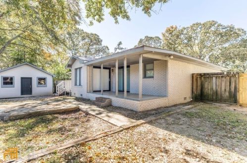 215 Highland Dr, Warner Robins GA  31088-6003 exterior