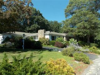 25 Edwardsen St, Killingly, CT 06239-4114