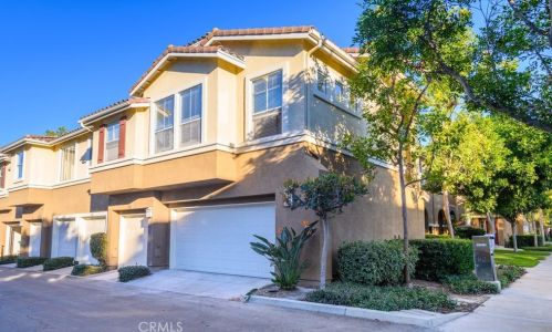 1407 Elmhurst, Irvine CA  92618-4024 exterior