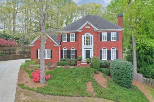 11 Elan Ct, Marietta, GA 30068-3713