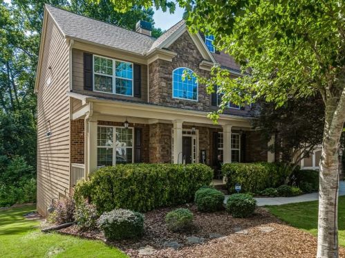 818 White Oak Ter, Holly Springs, GA 30115