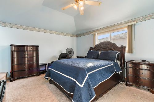 302 Wheatfield Rd, Matteson IL  60443-1300 exterior