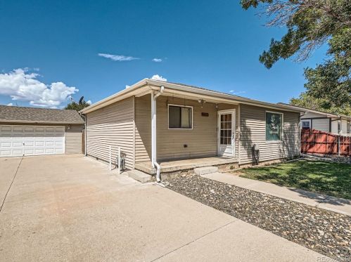 5471 Krameria St, Denver, CO 80022-4335