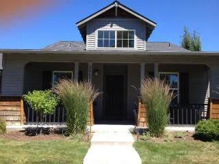 20652 Couples Ln, Bend, OR 97702-2983