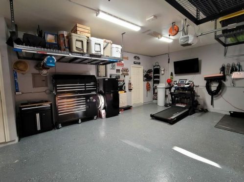 1136 Beechwood Dr, Uhland TX 78640-5718 exterior