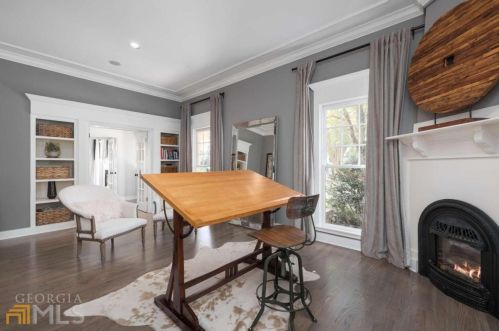 4711 Dudley Ln, Atlanta GA  30327-3330 exterior