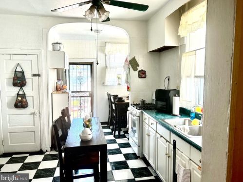 2816 22nd St, Philadelphia PA 19140-3830 exterior