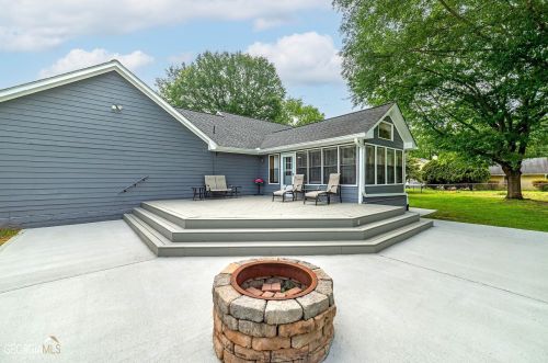 190 Dogwood Trail Dr, Stockbridge GA  30281-5835 exterior