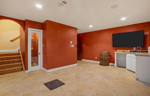 2011 Grn Wing, Granbury TX 76049-5576 exterior