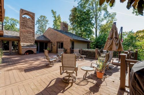 601 Chardonnay Rdg, Cincinnati OH 45226-1732 exterior