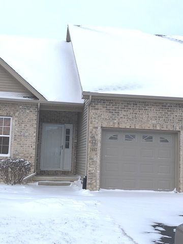 1665 Overlook Dr, Nelson, IL 61021-9636
