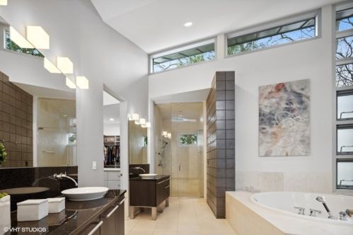 11300 79th St, Willowbrook IL  60527-5107 exterior