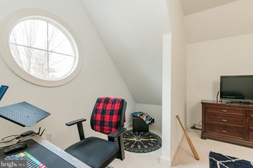 168 Meadow Ridge Dr, Shepherdstown WV  25443-4037 exterior