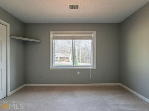 206 Bridgewood Dr, Conyers GA  30094-4206 exterior