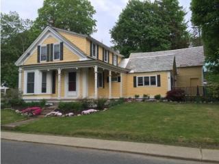 24 River Rd, Hinsdale, NH 03451-2305