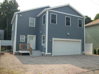 4 Glen St, Branford, CT 06405-4815