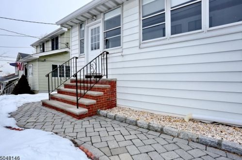 67 Maplewood Ave, Bogota, NJ 07603-1709