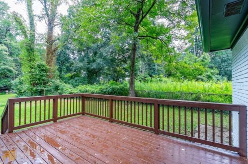 2892 Humphries Dr, Atlanta GA  30354-2434 exterior