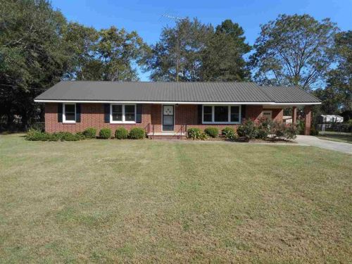 9 Gordon St, Reynolds, GA 31076-3445