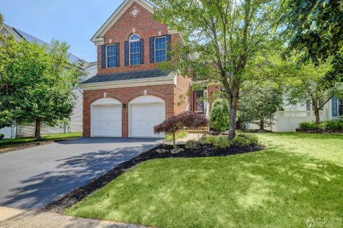 3 Timber Grove Ct, Old Bridge, NJ 08857-3570
