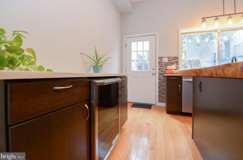 1306 4 St, Philadelphia PA 19140-5652 exterior