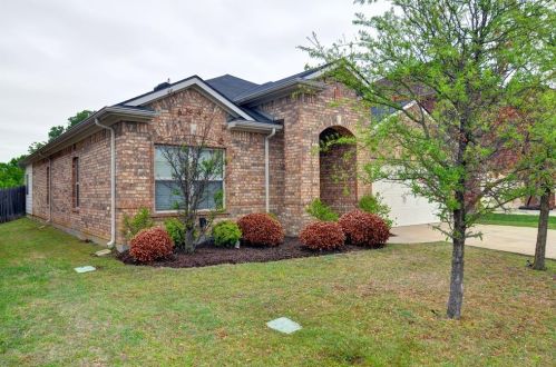 6553 Compass Ridge Dr, Dallas, TX 75249-2835