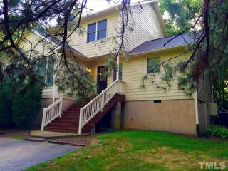130 Mallard Ct, Chapel Hill NC  27517-9104 exterior