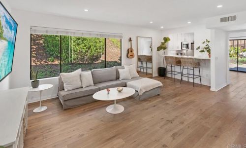 2467 Caminito Ocean Cv, Cardiff By The Sea CA  92007-2225 exterior
