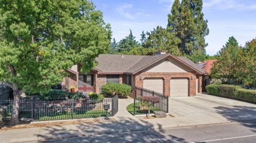 3905 Drakeshire Dr, Modesto, CA 95356-1912