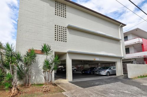 1145 Davenport St, Honolulu HI  96822-3958 exterior