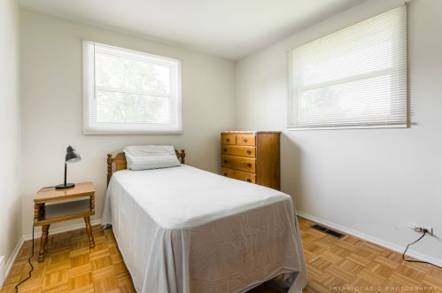 452 Aztec Dr, Carol Stream IL  60188-1586 exterior